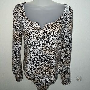 PINK Victoria's Secret Black and White Fitted Long Sleeve Bodysuit